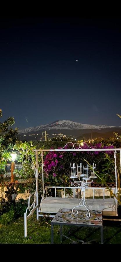 La Capanna Di Giuseppe E Maria Bed & Breakfast Taormina Exterior photo