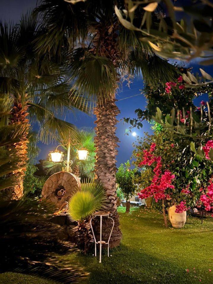 La Capanna Di Giuseppe E Maria Bed & Breakfast Taormina Exterior photo